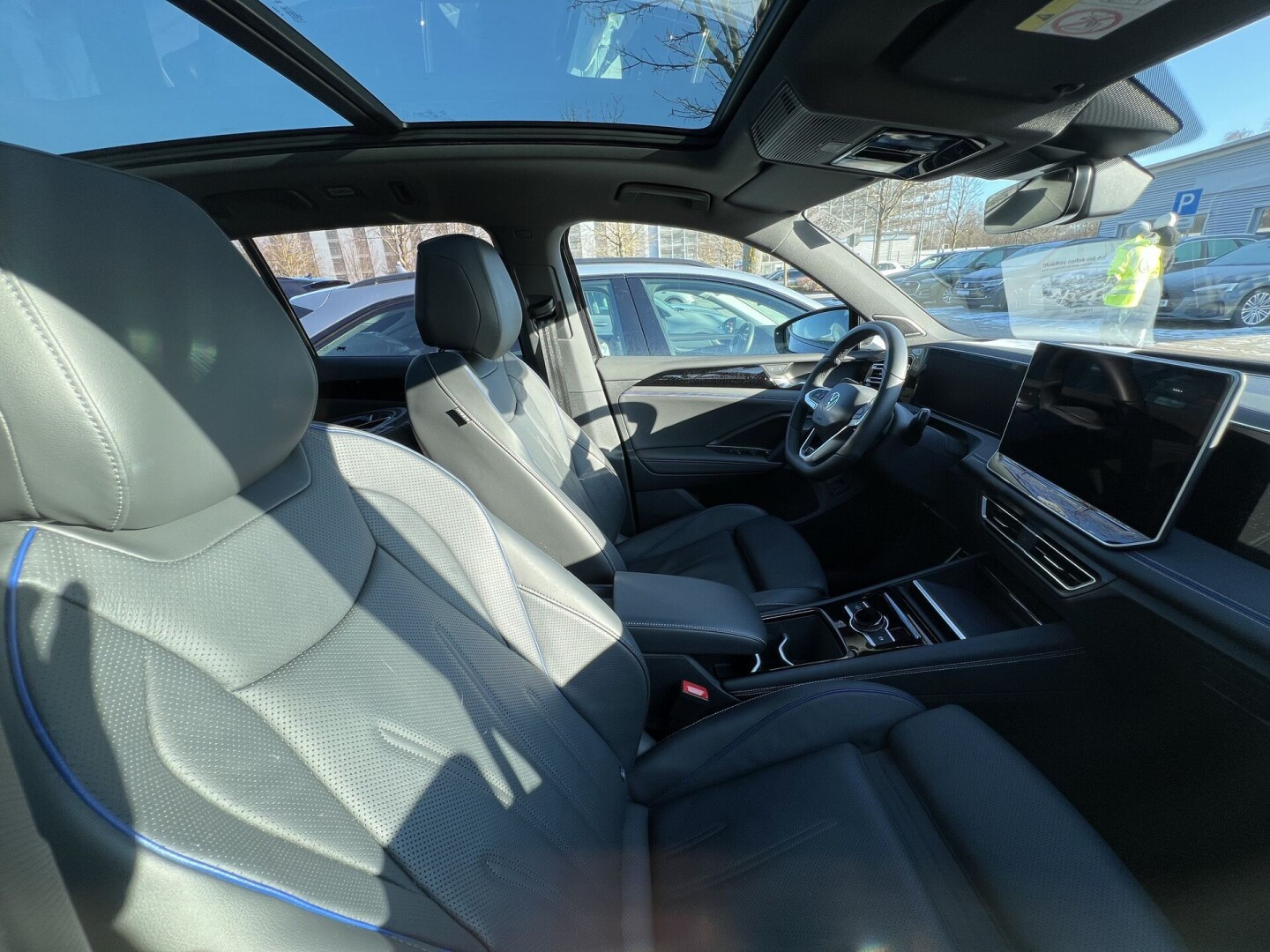 VW Tiguan 2.0TDI R-Line 193PS 4Motion Black-Paket З Німеччини (125147)