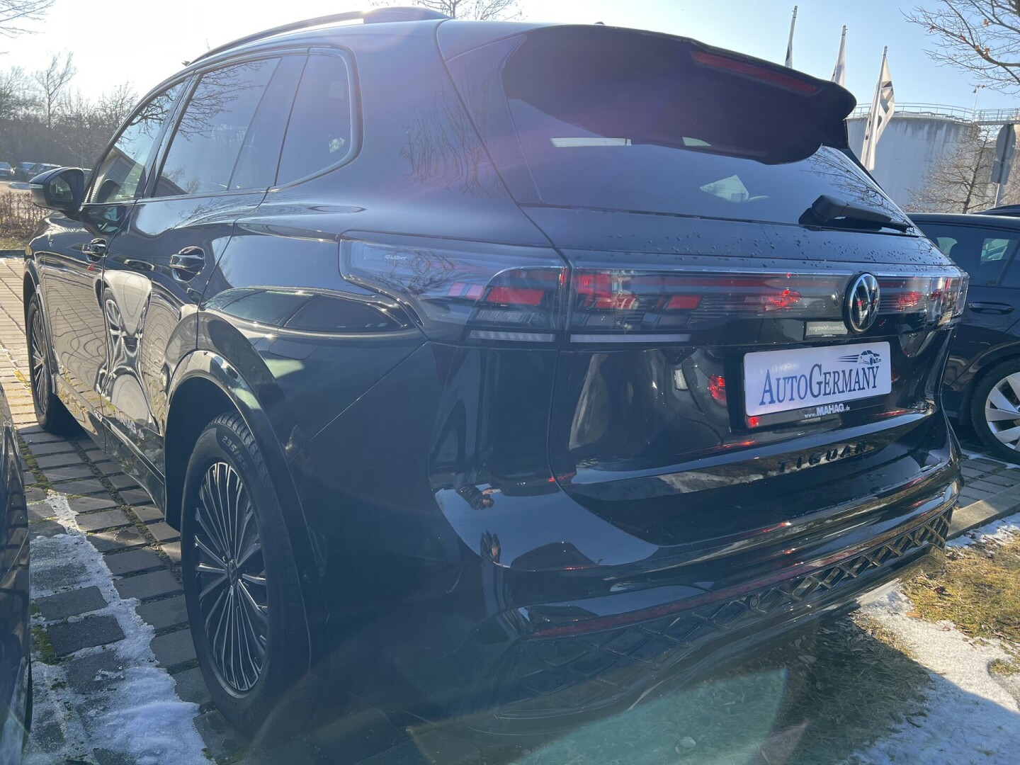 VW Tiguan 2.0TDI R-Line 193PS 4Motion Black-Paket З Німеччини (125170)