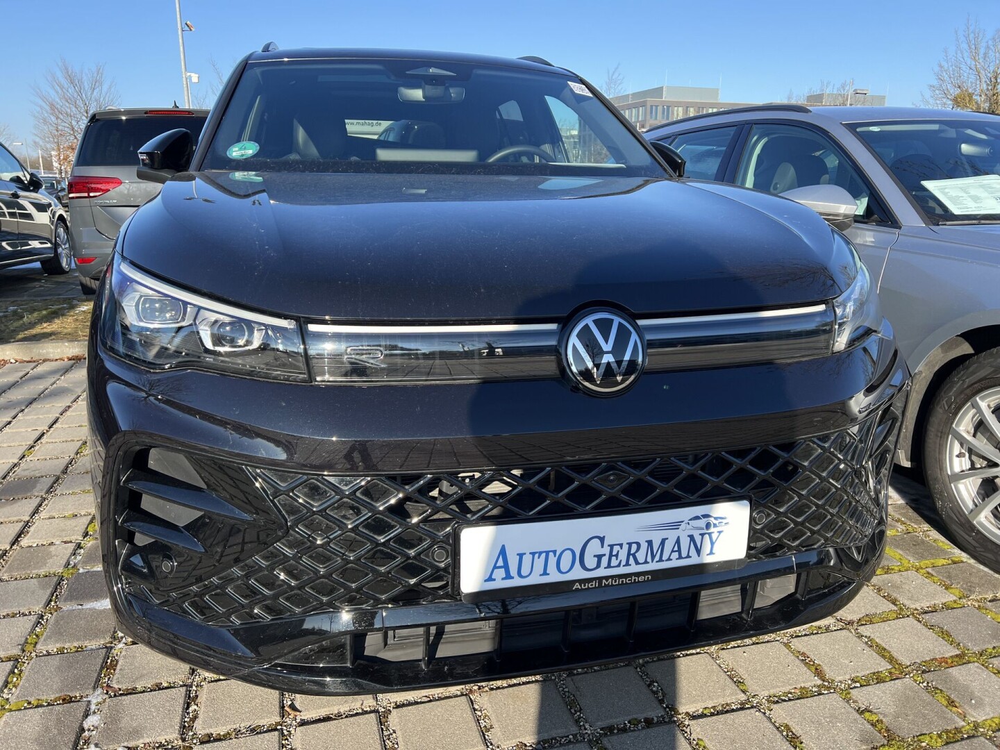 VW Tiguan 2.0TDI R-Line 193PS 4Motion Black-Paket З Німеччини (125160)