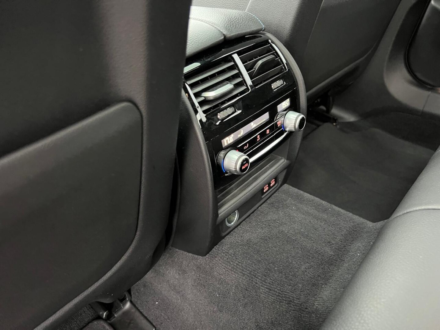 BMW 540d xDrive 340PS M-Sport Black Paket LED  Из Германии (129153)