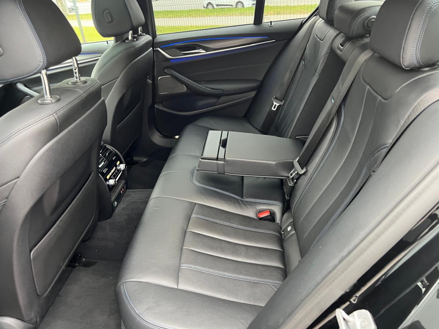 BMW 540d xDrive 340PS M-Sport Black Paket LED  Из Германии (129155)