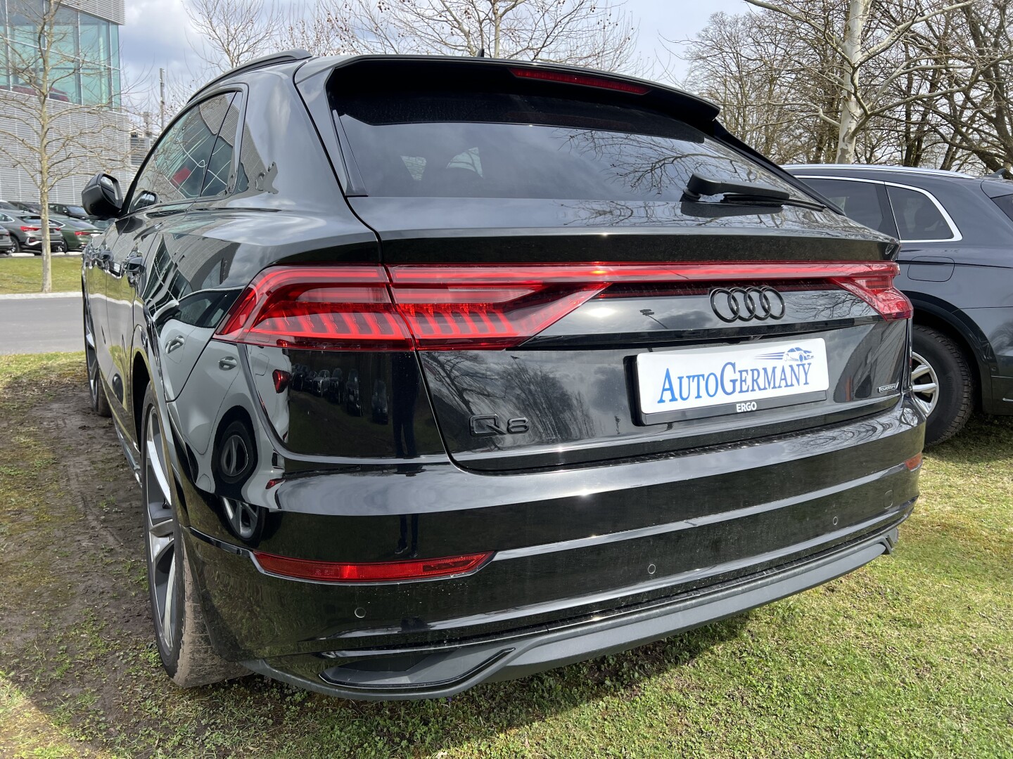 Audi Q8 S-Line 50TDI HD-Matrix Black Paket З Німеччини (126939)