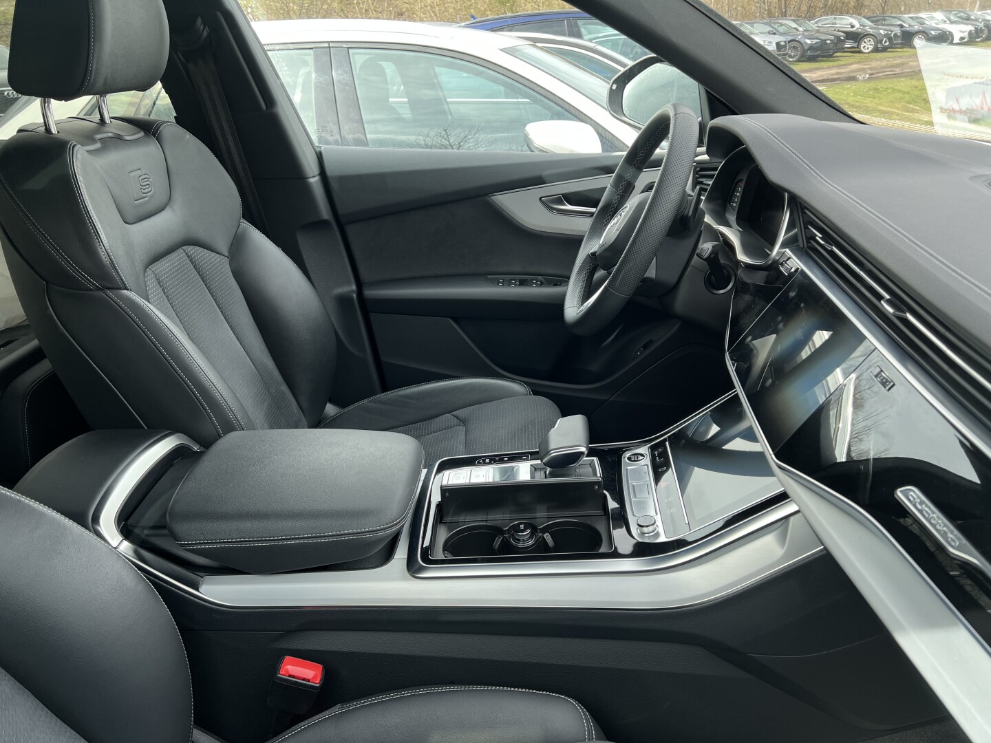 Audi Q8 S-Line 50TDI HD-Matrix Black Paket З Німеччини (126924)