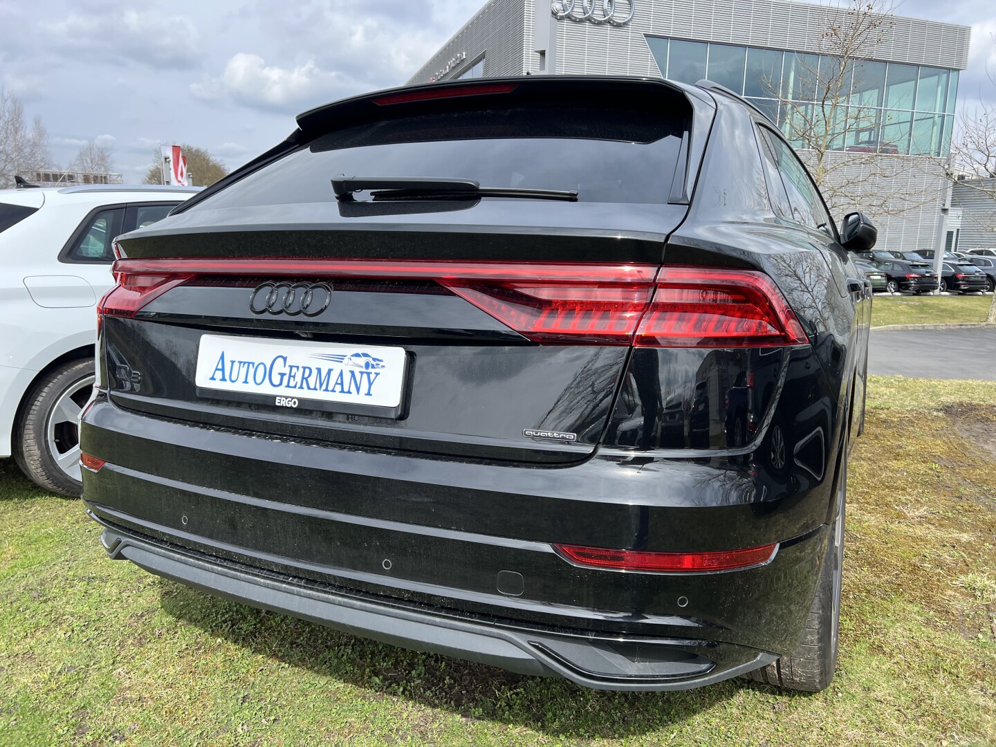 Audi Q8 S-Line 50TDI HD-Matrix Black Paket З Німеччини (126941)