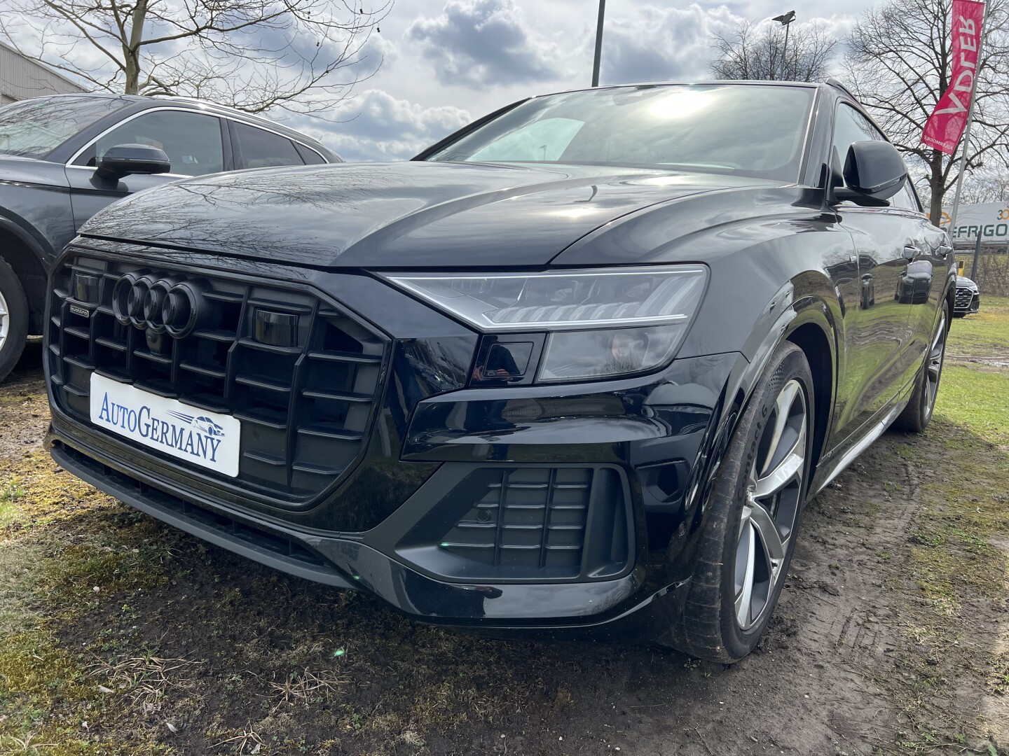 Audi Q8 S-Line 50TDI HD-Matrix Black Paket З Німеччини (126932)