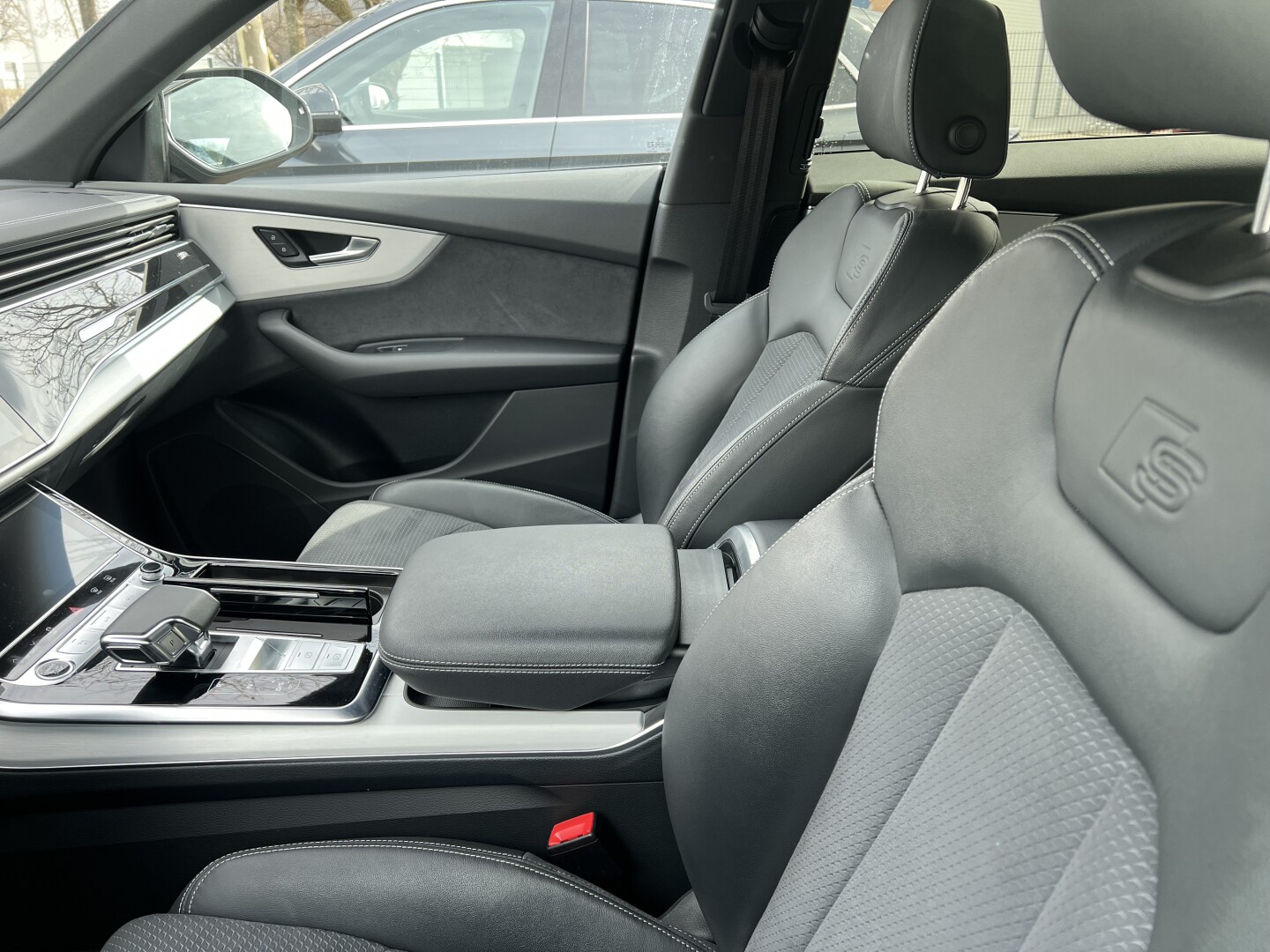 Audi Q8 S-Line 50TDI HD-Matrix Black Paket З Німеччини (126936)