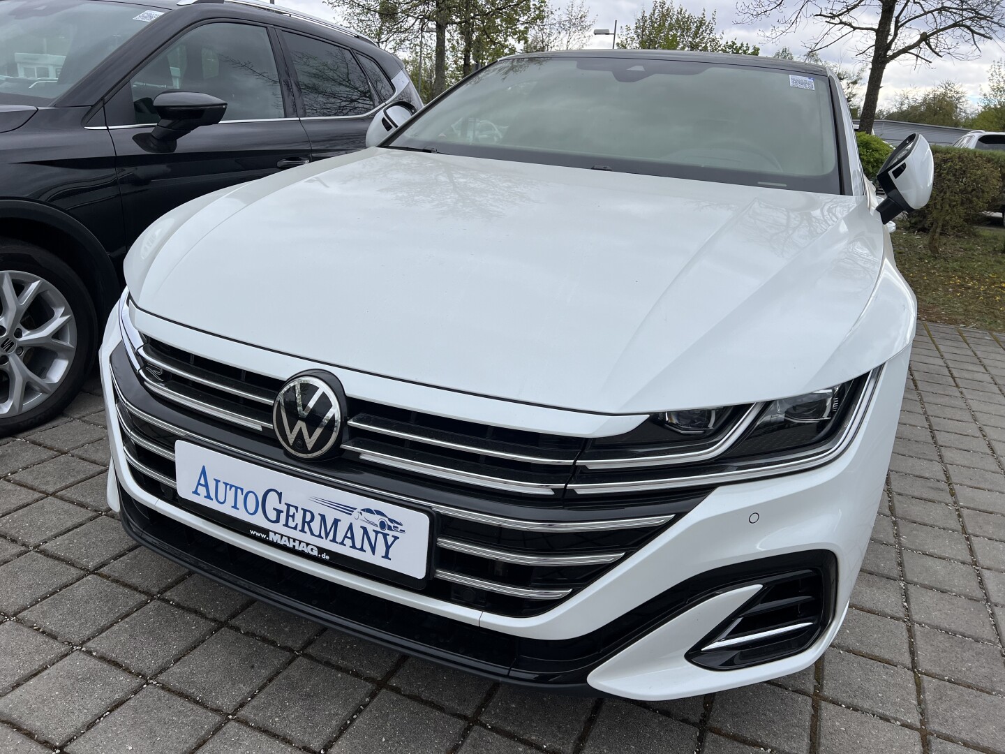 VW Arteon 2.0 TDI 200PS DSG 4Motion R-Line IQ-Led З Німеччини (127002)