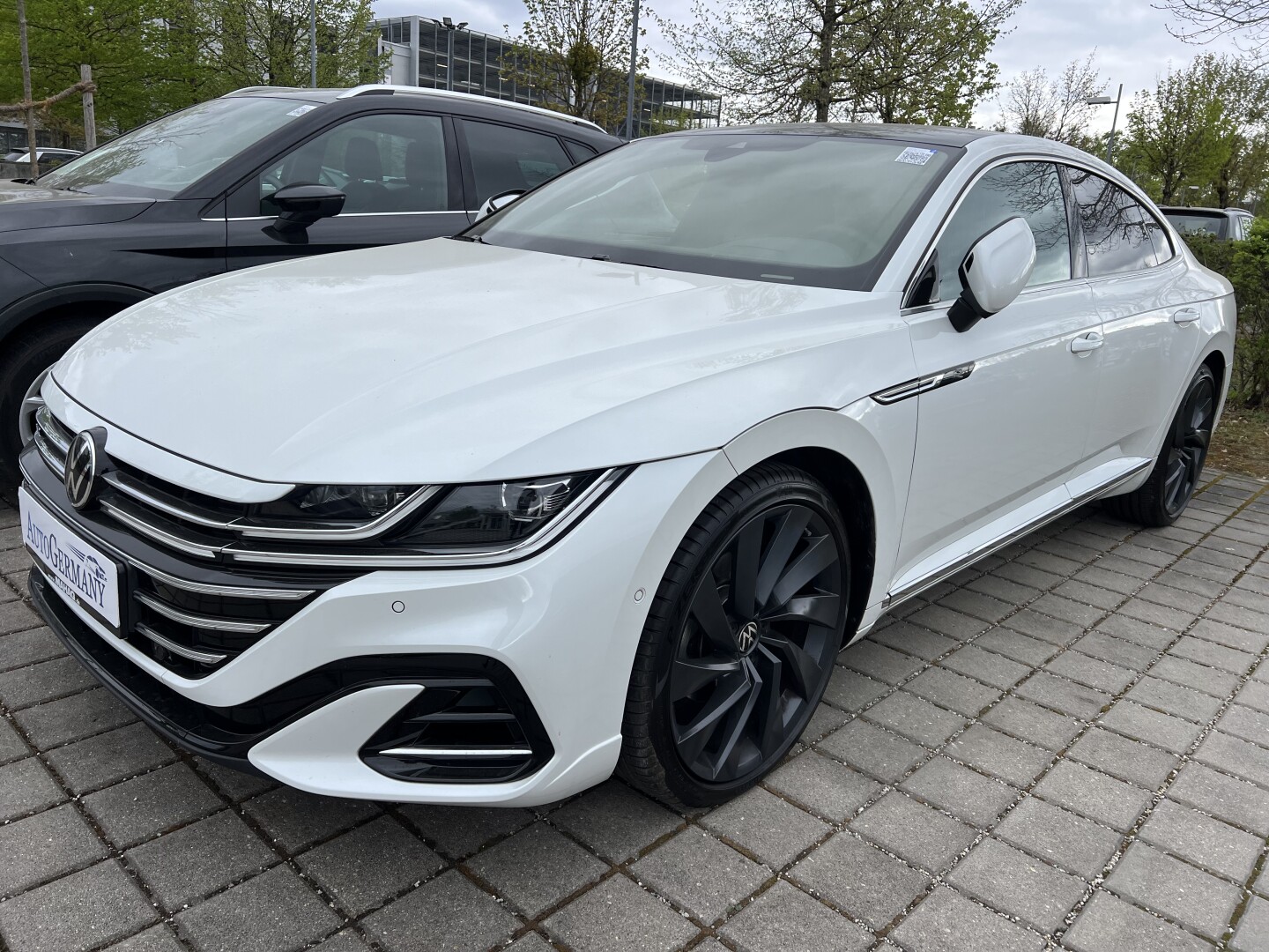 VW Arteon 2.0 TDI 200PS DSG 4Motion R-Line IQ-Led З Німеччини (127000)