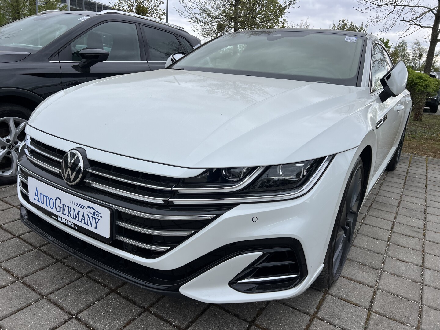 VW Arteon 2.0 TDI 200PS DSG 4Motion R-Line IQ-Led З Німеччини (127001)