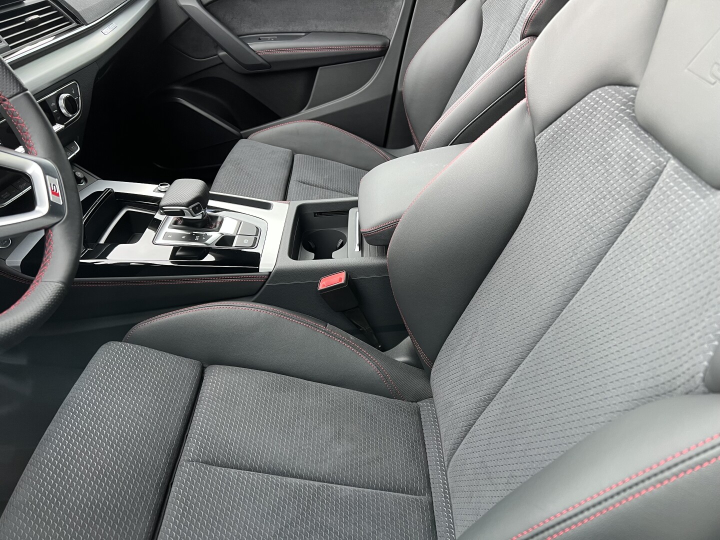 Audi Q5 Sportback 45TFSI Quattro S-Line Black З Німеччини (127051)