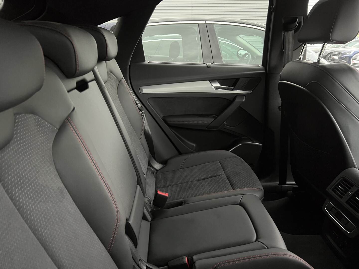 Audi Q5 Sportback 45TFSI Quattro S-Line Black З Німеччини (127034)
