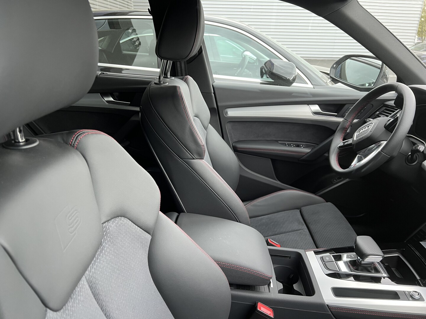 Audi Q5 Sportback 45TFSI Quattro S-Line Black З Німеччини (127038)