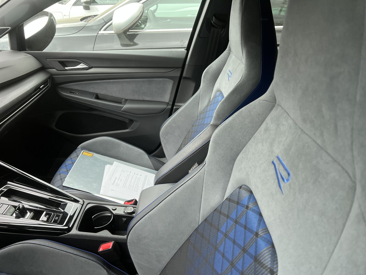 VW Golf 8 R 4Motion DSG Black-Edition Akrapovic З Німеччини (127100)