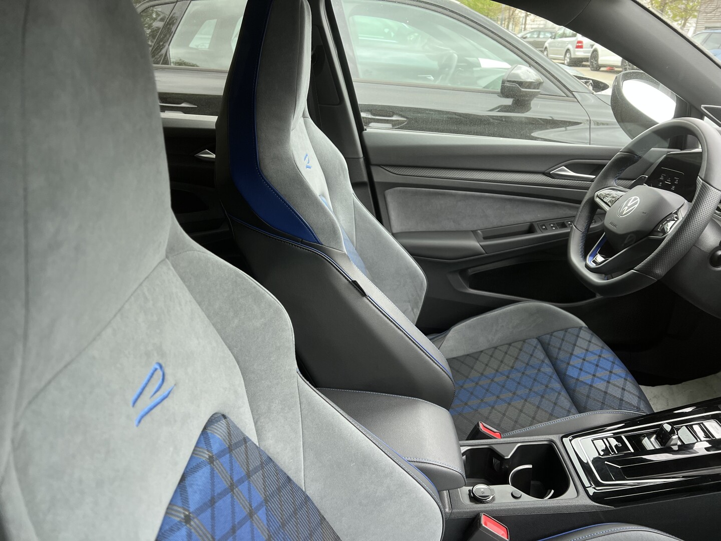 VW Golf 8 R 4Motion DSG Black-Edition Akrapovic З Німеччини (127087)