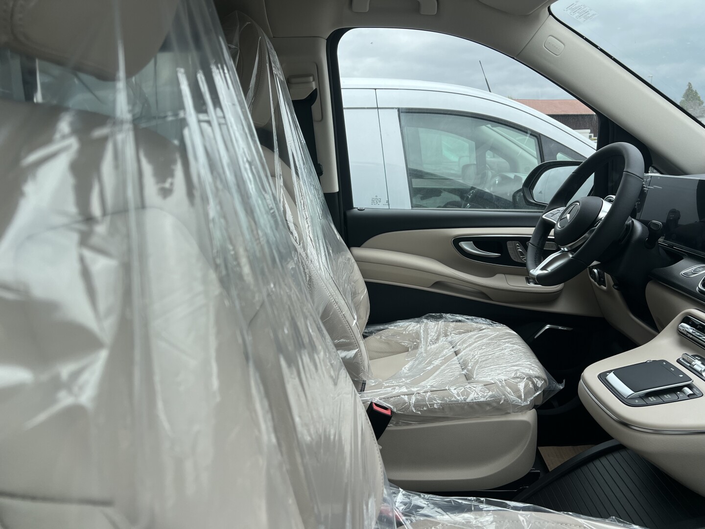 Mercedes-Benz V300d 4Matic AMG Exclusive Edition Lang From Germany (127210)