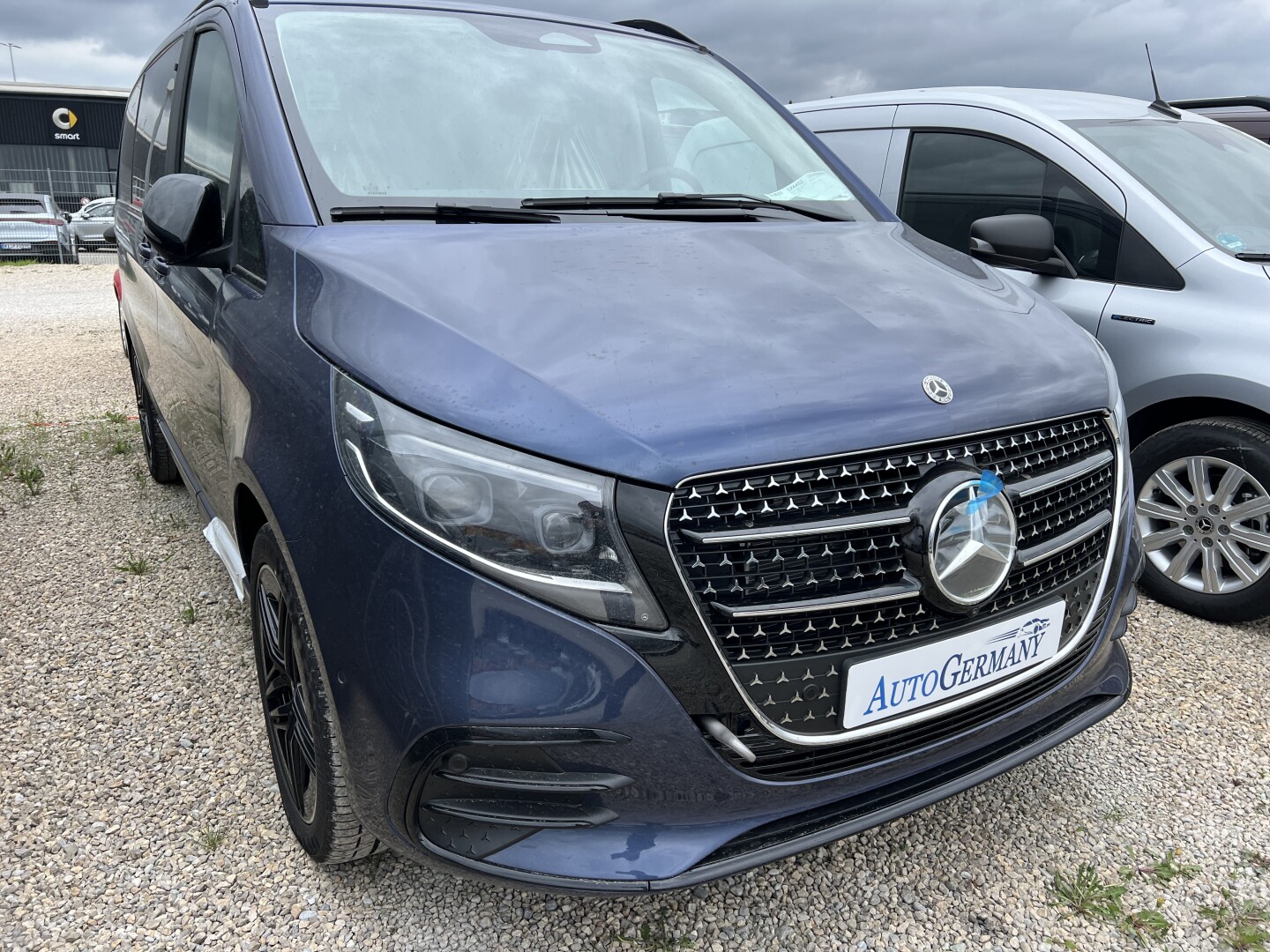 Mercedes-Benz V300d 4Matic AMG Exclusive Edition Lang From Germany (127213)