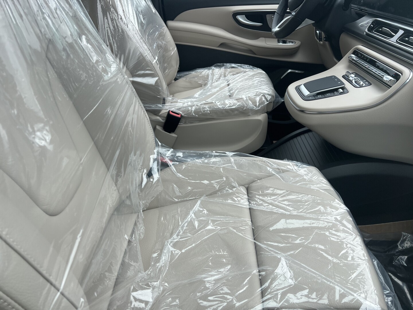 Mercedes-Benz V300d 4Matic AMG Exclusive Edition Lang From Germany (127209)