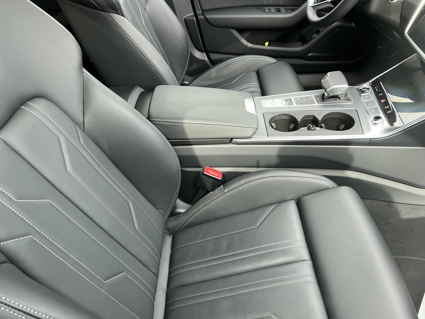 Audi A6 Avant 50TDI Quattro S-Line HD-Matrix  From Germany (127245)