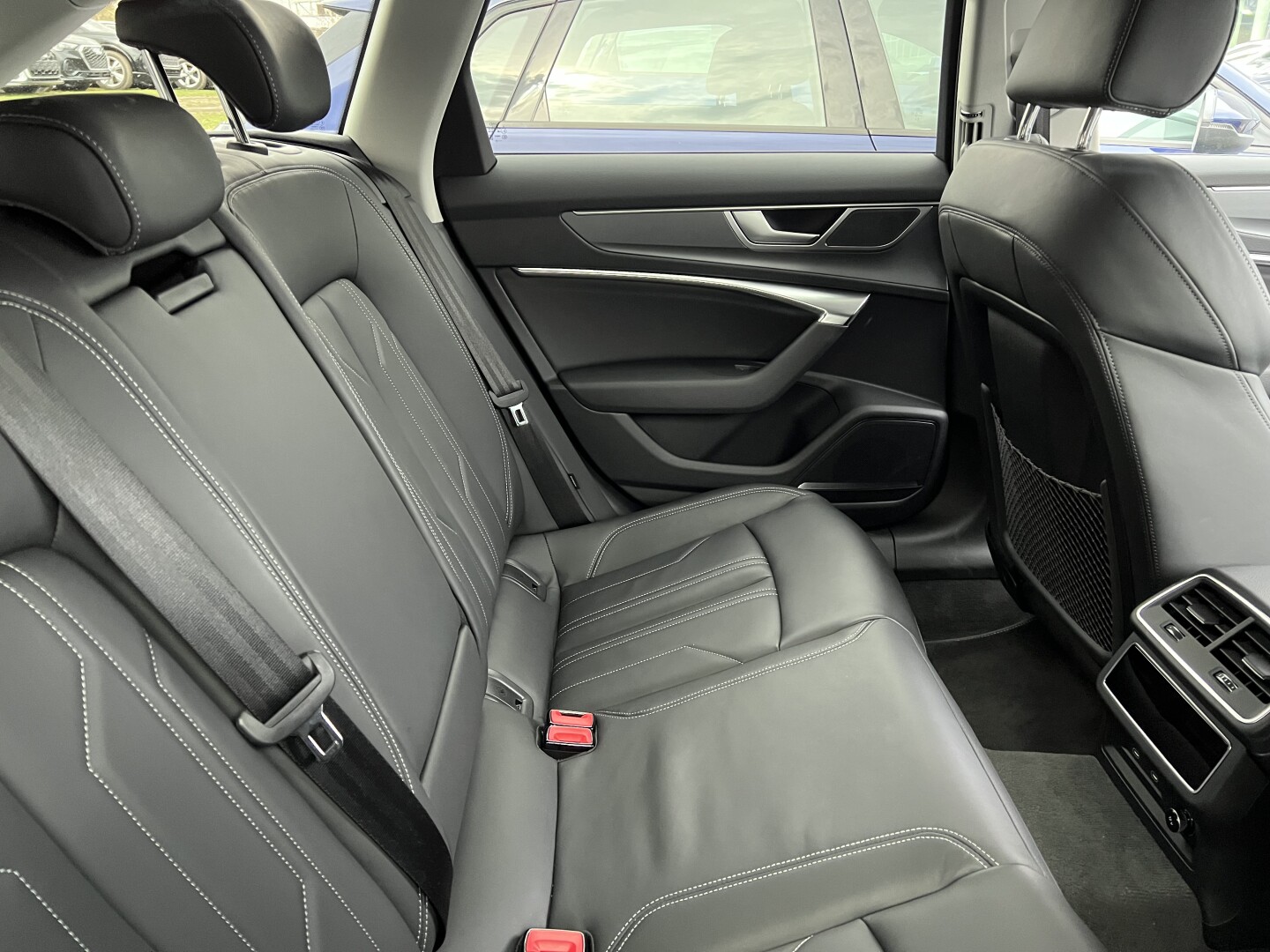 Audi A6 Avant 50TDI Quattro S-Line HD-Matrix  From Germany (127243)