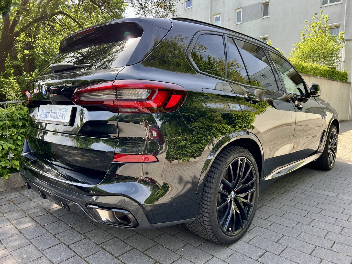  BMW X5 xDrive 40d M-Sport 340PS Black-Paket Laser  From Germany (127279)