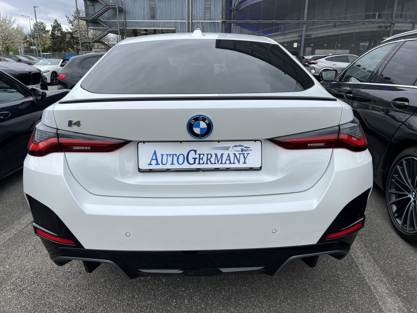 BMW i4 eDrive40 M-Sportpaket 340PS Black Aus Deutschland (127374)