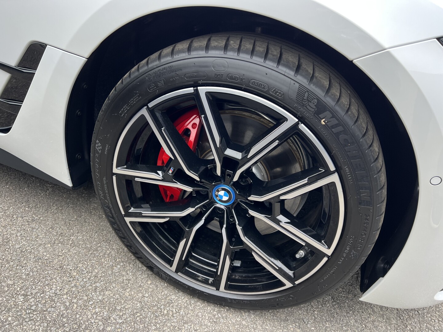 BMW i4 eDrive40 M-Sportpaket 340PS Black Aus Deutschland (127365)