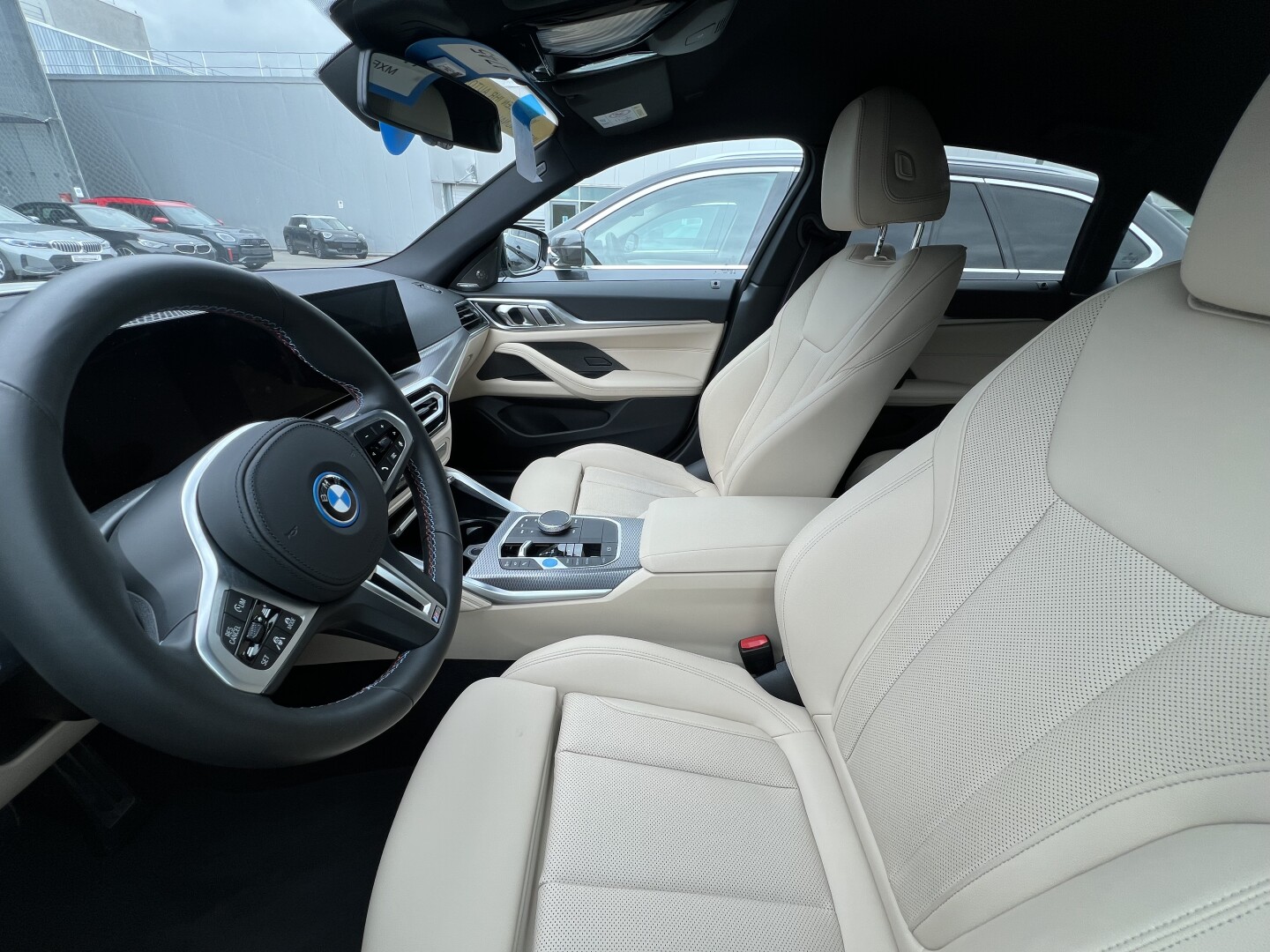 BMW i4 eDrive40 M-Sportpaket 340PS Black Aus Deutschland (127381)