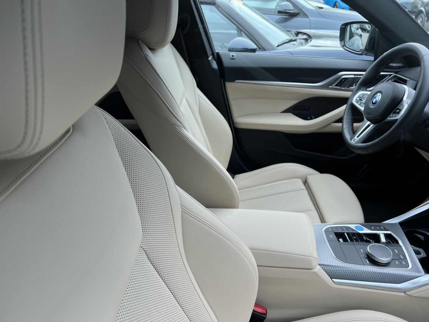 BMW i4 eDrive40 M-Sportpaket 340PS Black Aus Deutschland (127370)
