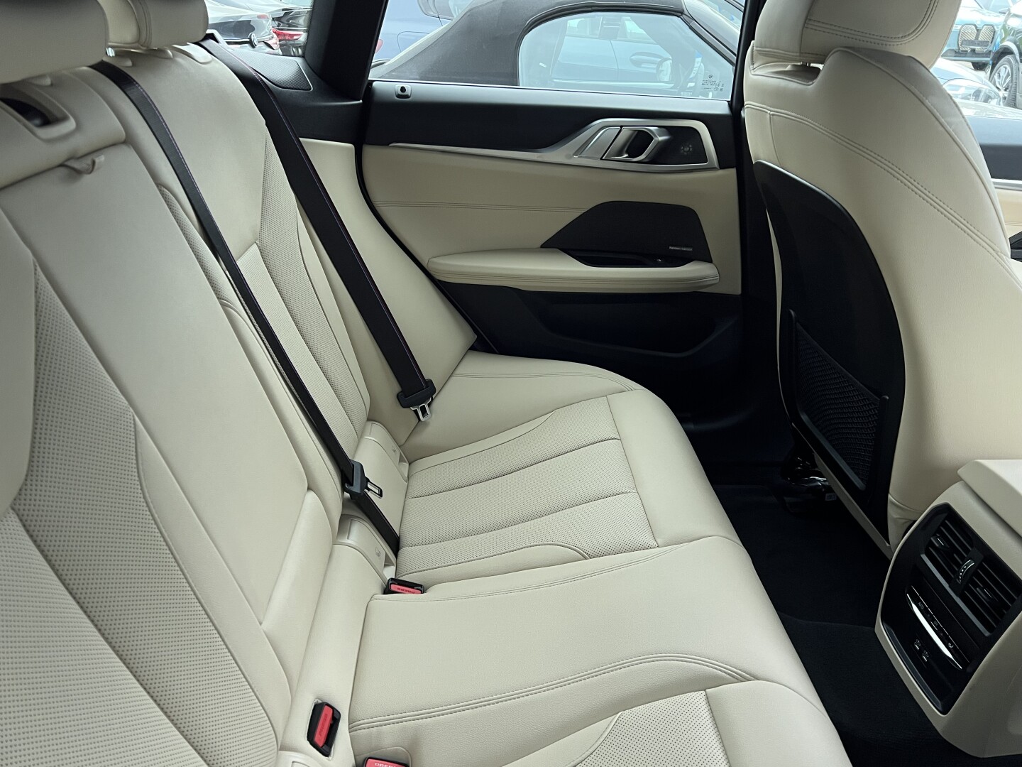 BMW i4 eDrive40 M-Sportpaket 340PS Black Aus Deutschland (127371)