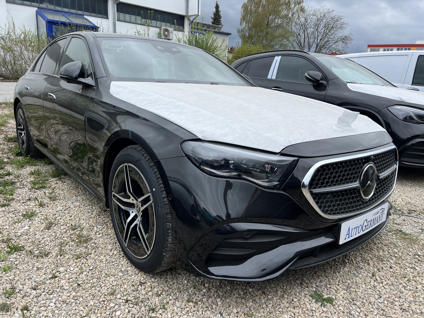 Mercedes-Benz E 220d AMG 4Matic Black-Paket LED Aus Deutschland (127407)