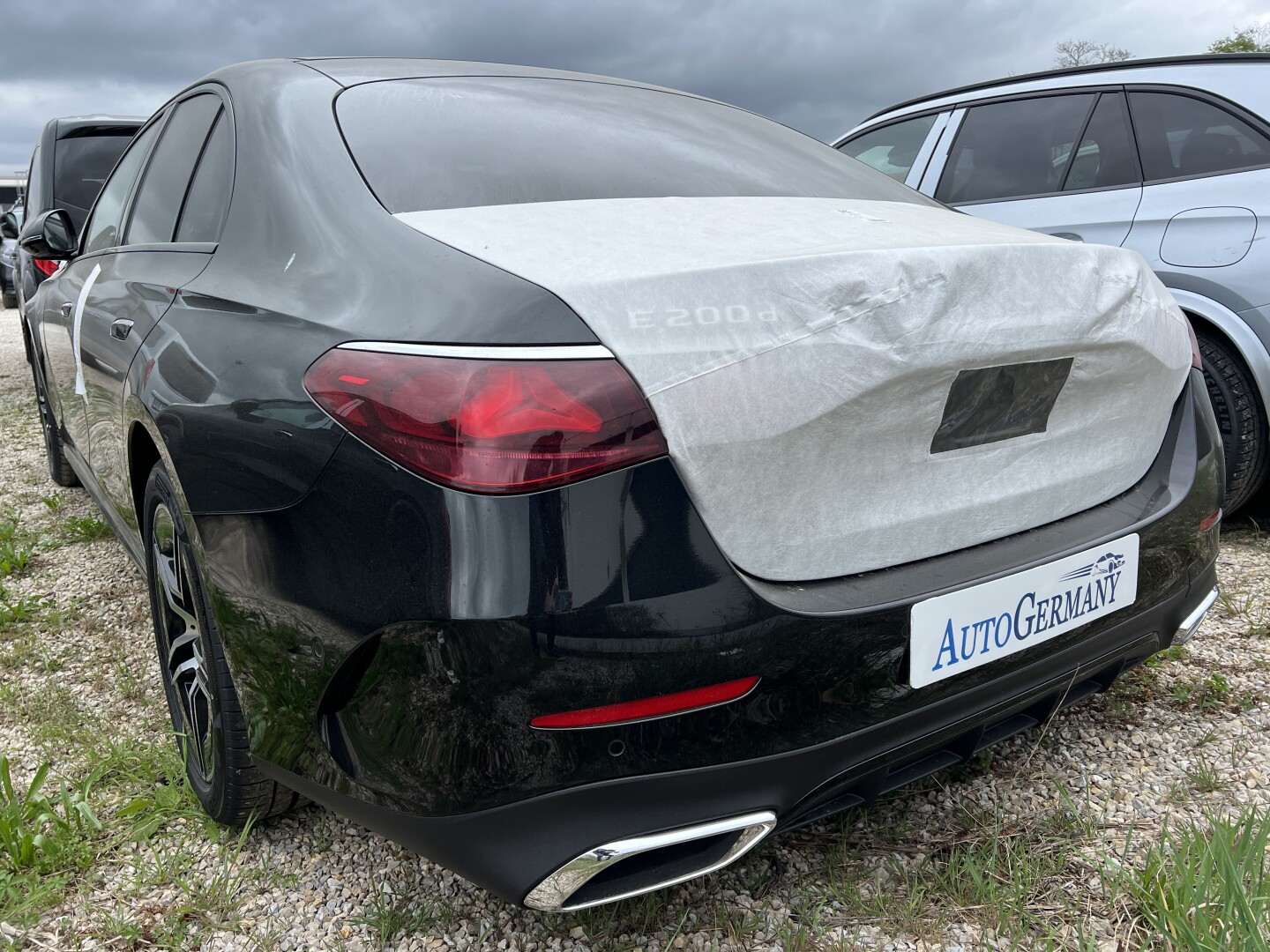 Mercedes-Benz E 220d AMG 4Matic Black-Paket LED Aus Deutschland (127395)
