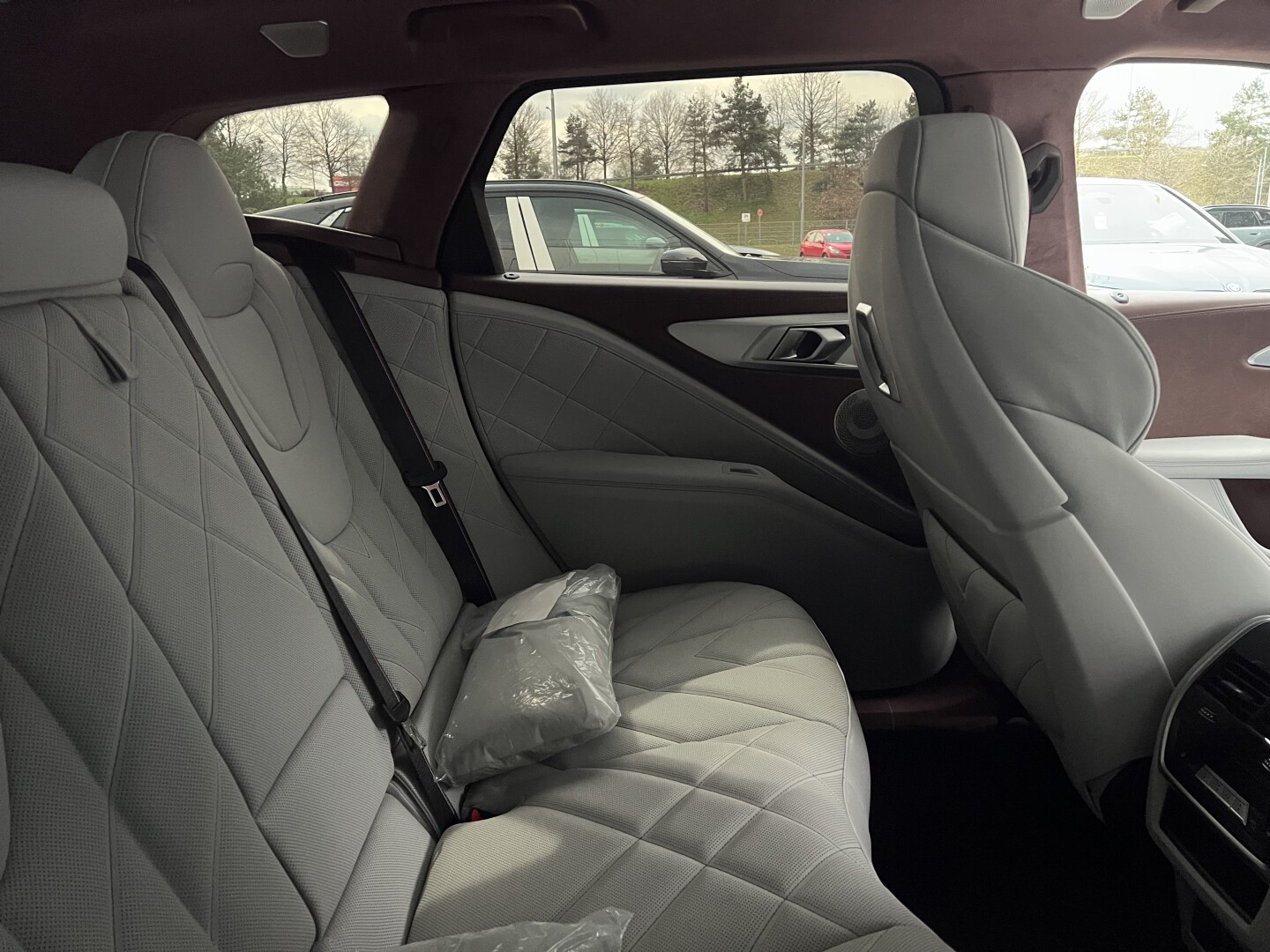 BMW XM 4.4 Hybrid 653PS B&W Paket-Black Exclusive З Німеччини (127452)