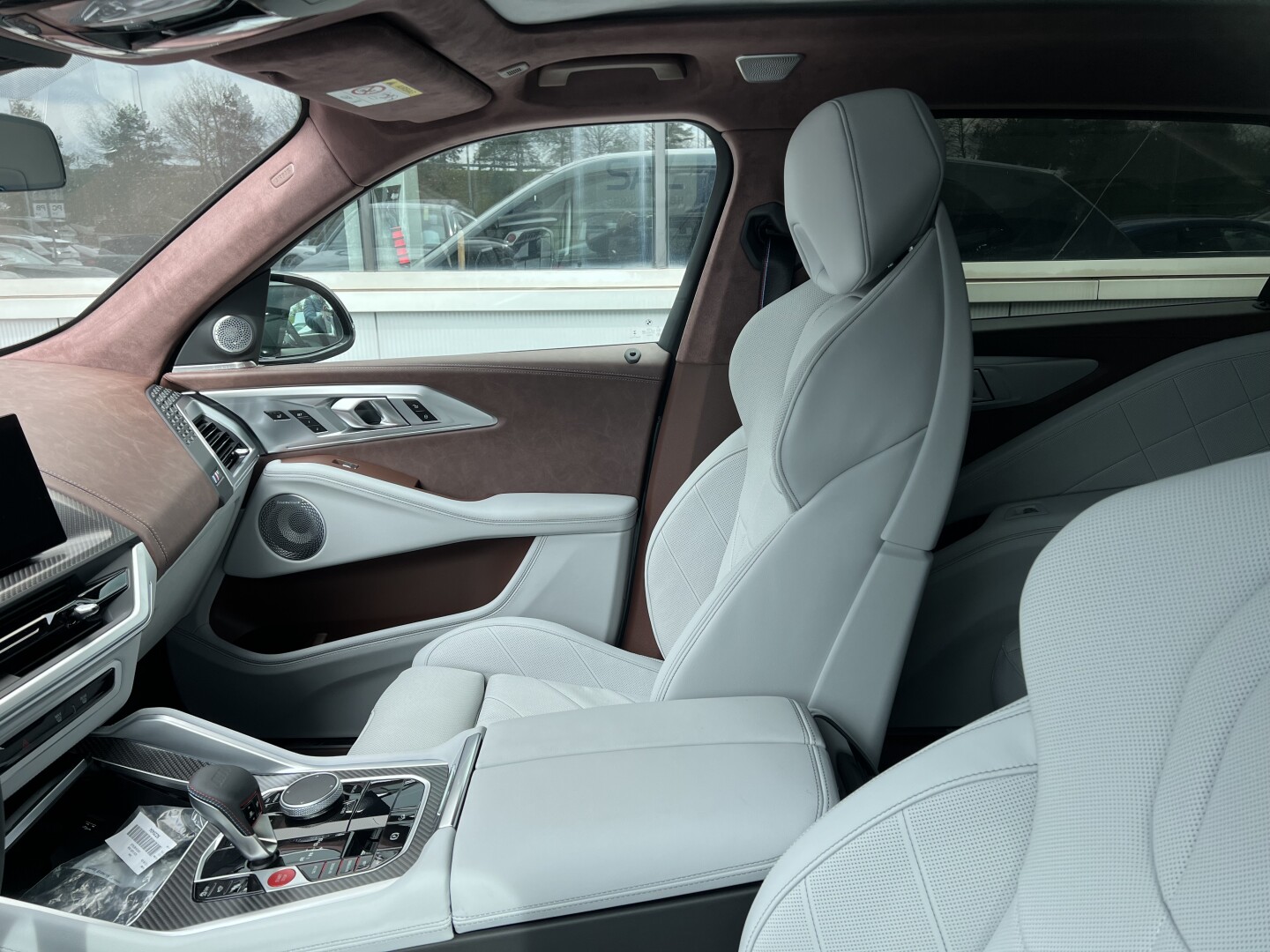 BMW XM 4.4 Hybrid 653PS B&W Paket-Black Exclusive З Німеччини (127444)