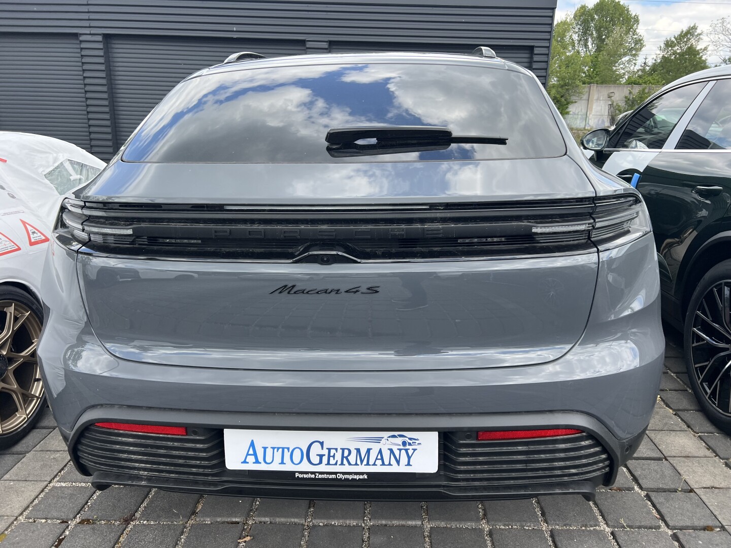 Porsche Macan 4S InnoDrive 517PS Surround-View З Німеччини (127509)
