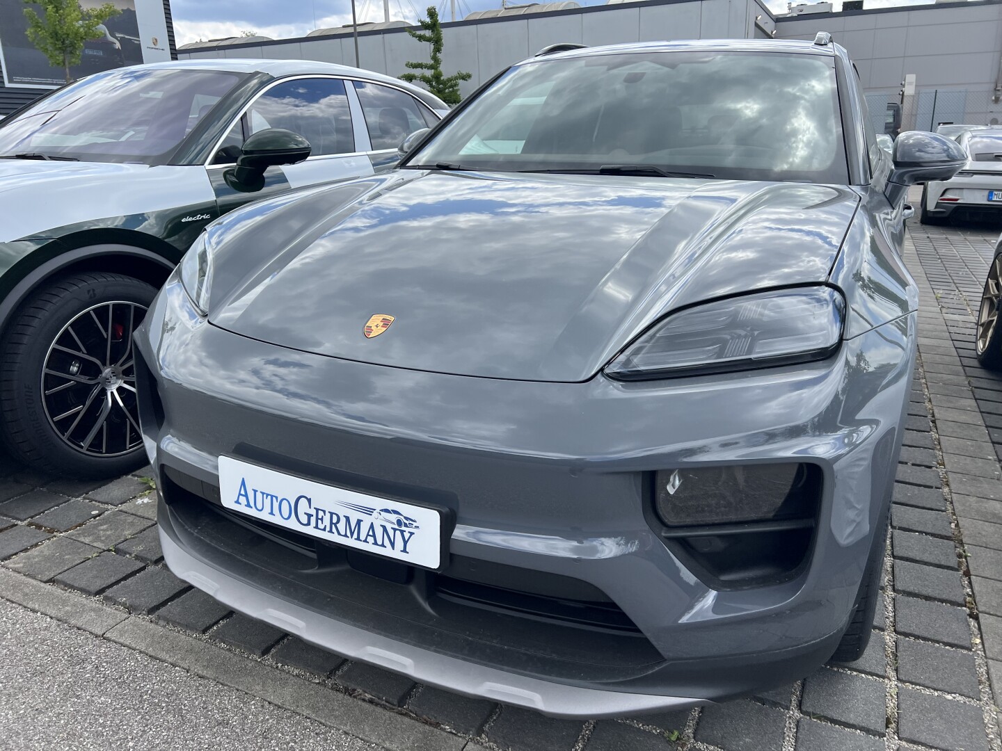 Porsche Macan 4S InnoDrive 517PS Surround-View З Німеччини (127488)
