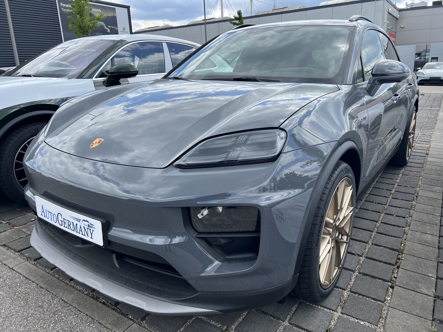 Porsche Macan 4S InnoDrive 517PS Surround-View З Німеччини (127489)