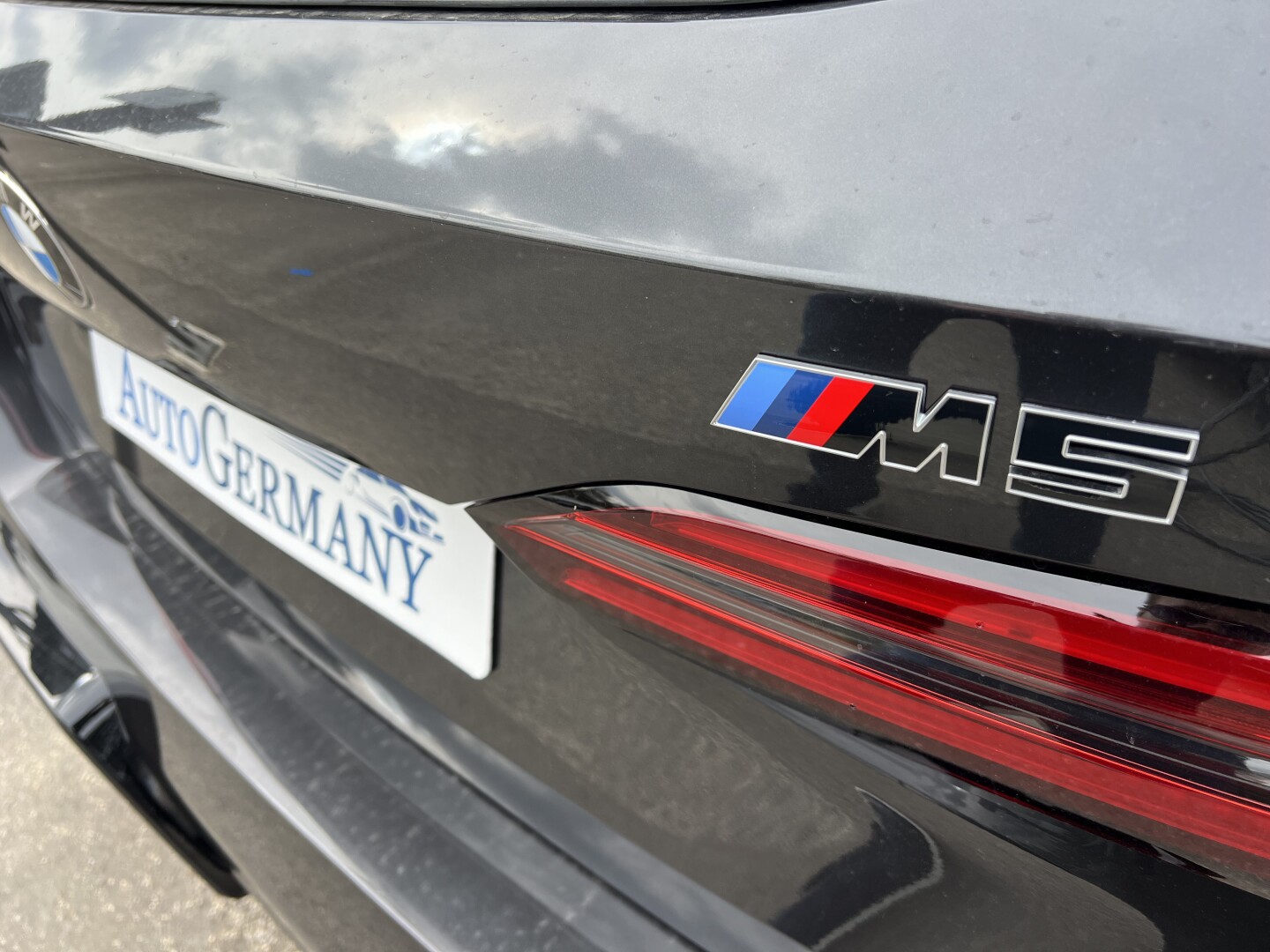 BMW M5 Touring xDrivers 727PS Individual З Німеччини (127607)