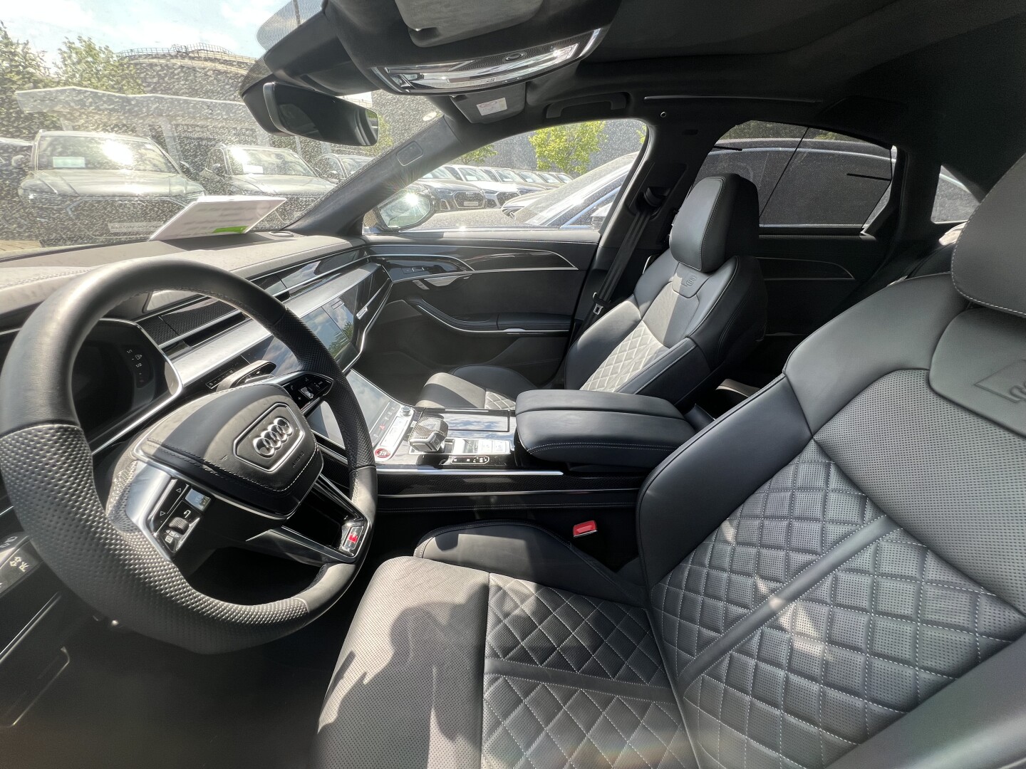 Audi S8 Quattro 4.0TFSI 571PS HD-Matrix Individual З Німеччини (127631)