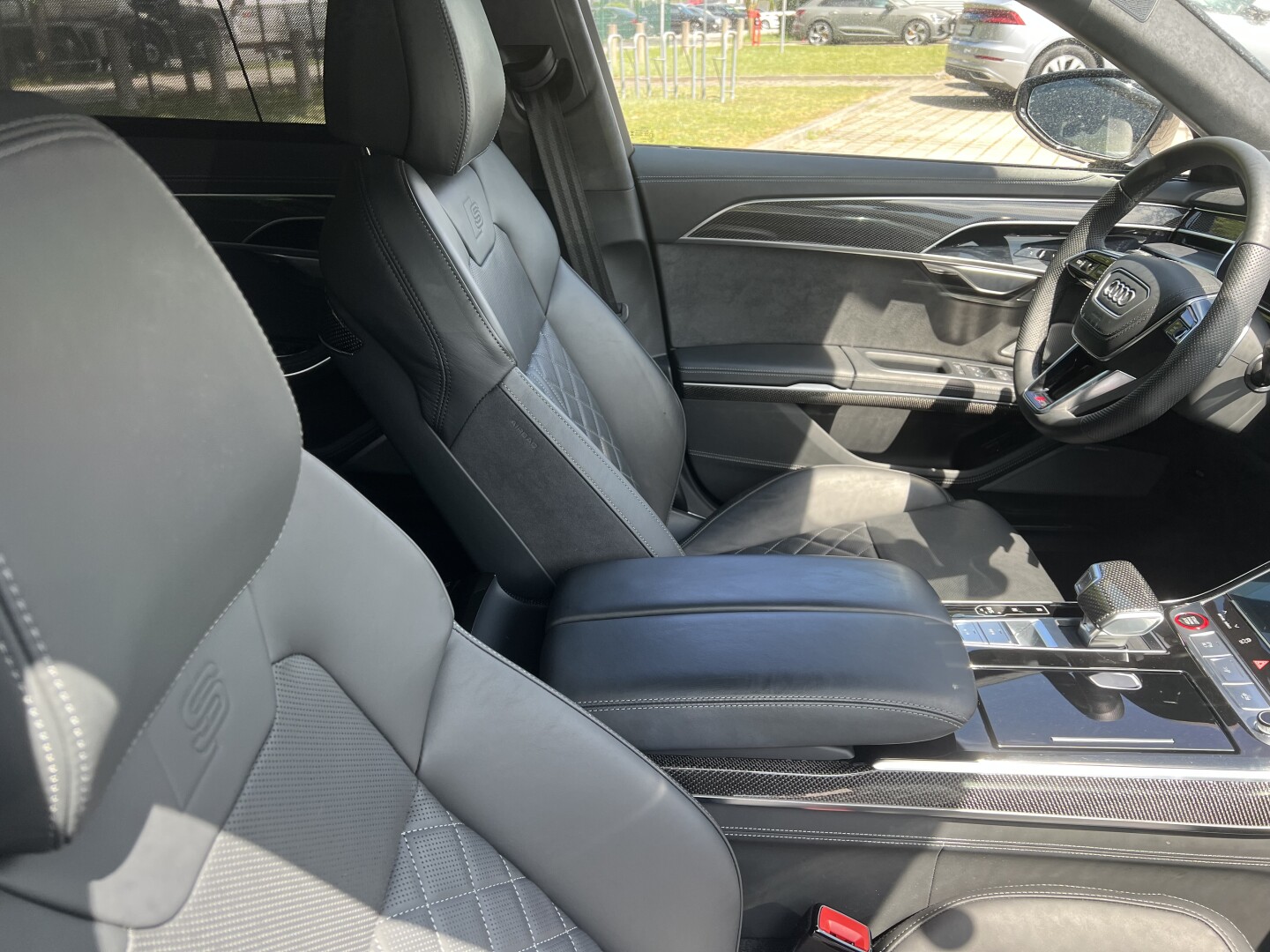 Audi S8 Quattro 4.0TFSI 571PS HD-Matrix Individual З Німеччини (127641)