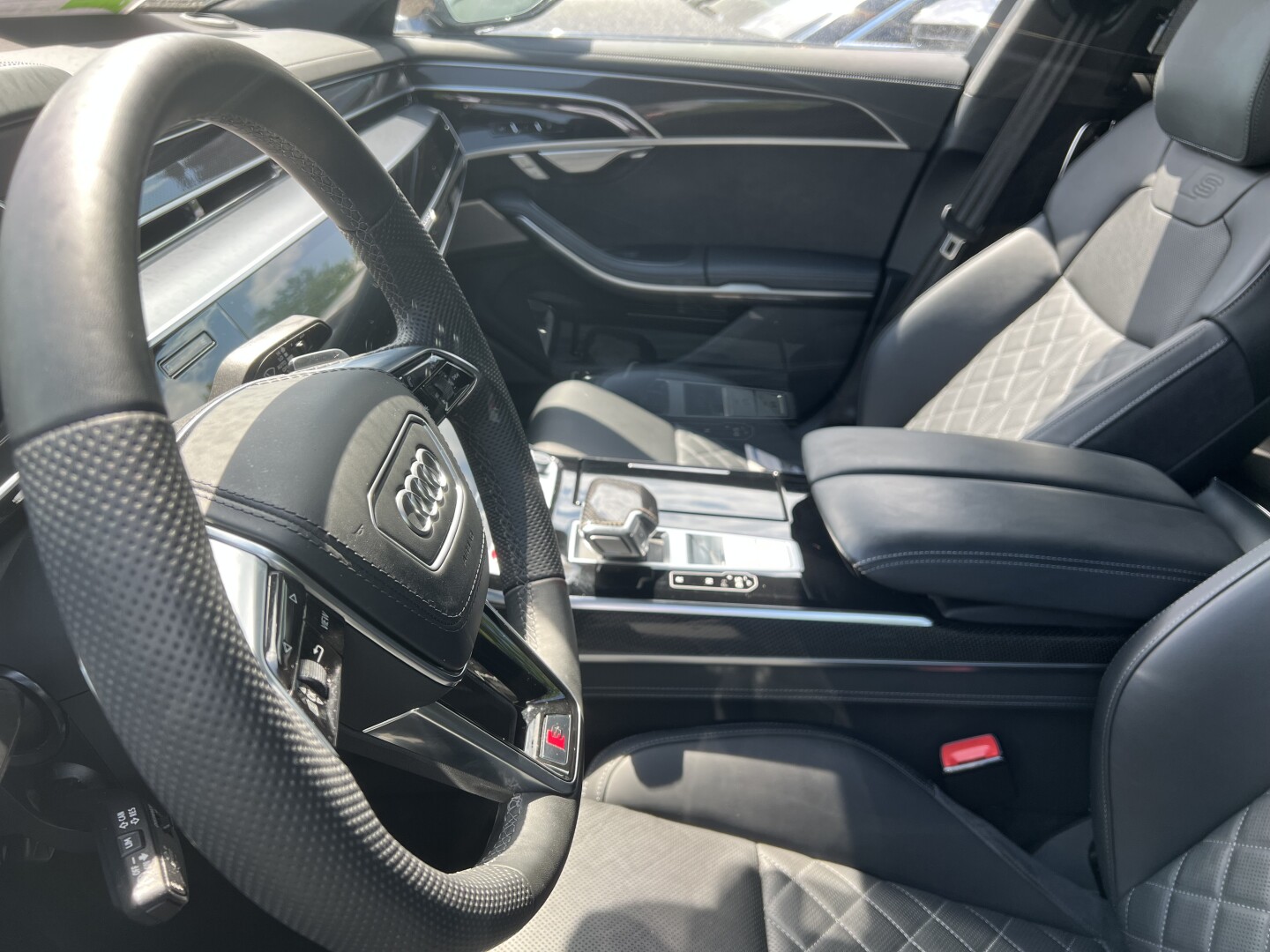 Audi S8 Quattro 4.0TFSI 571PS HD-Matrix Individual З Німеччини (127630)