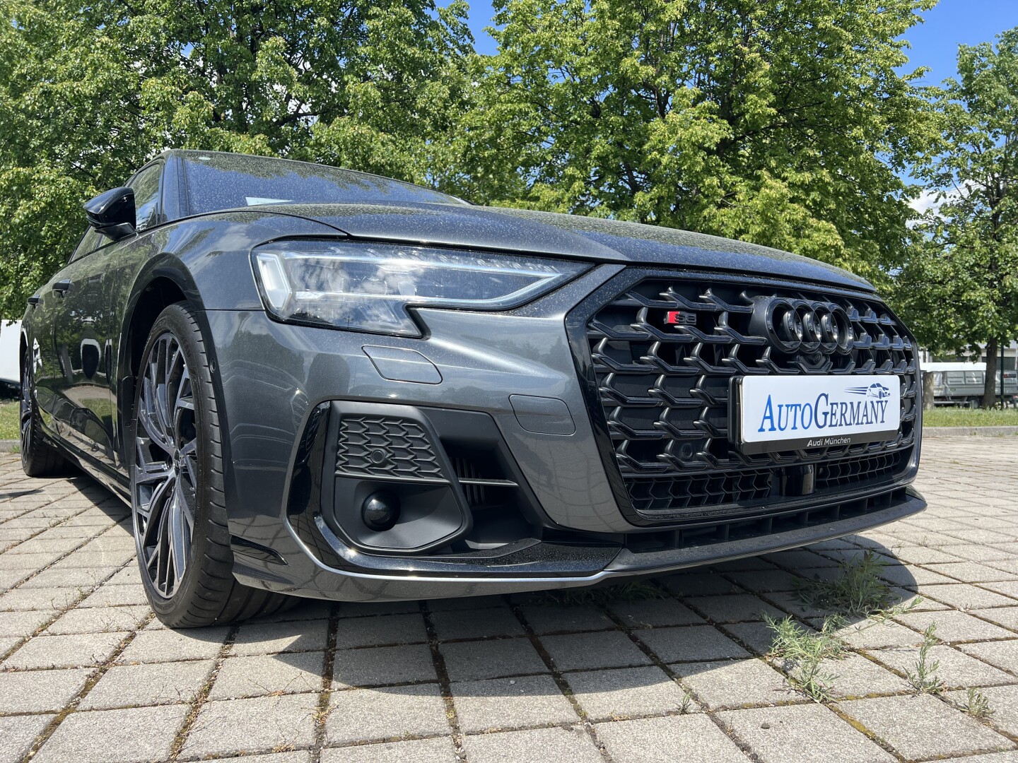 Audi S8 Quattro 4.0TFSI 571PS HD-Matrix Individual З Німеччини (127645)