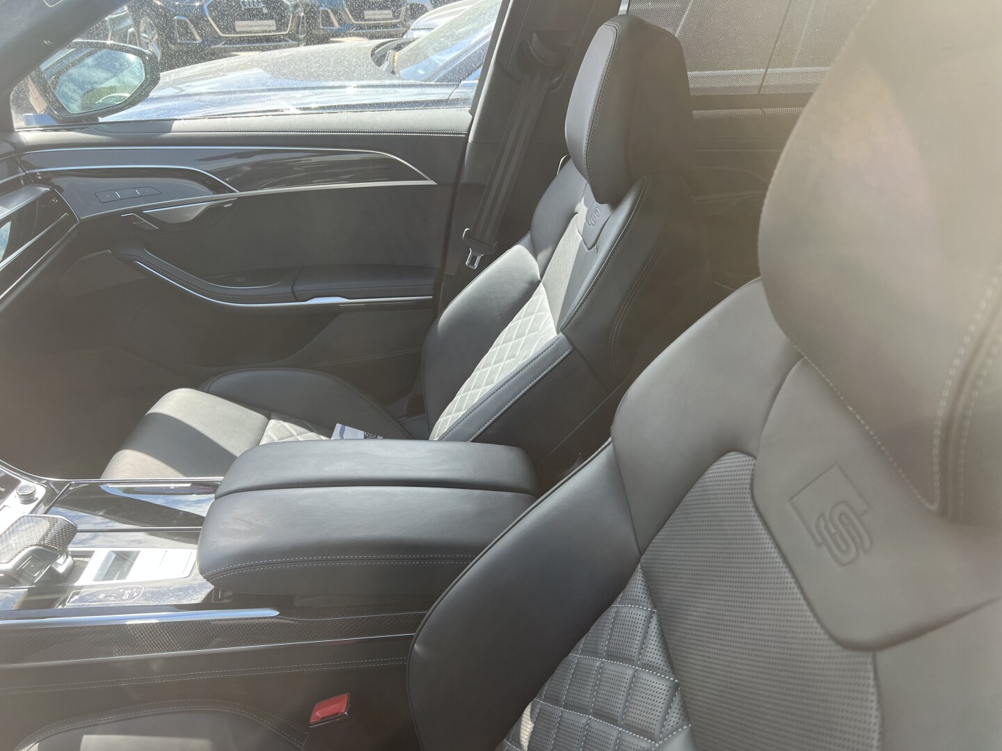Audi S8 Quattro 4.0TFSI 571PS HD-Matrix Individual З Німеччини (127633)