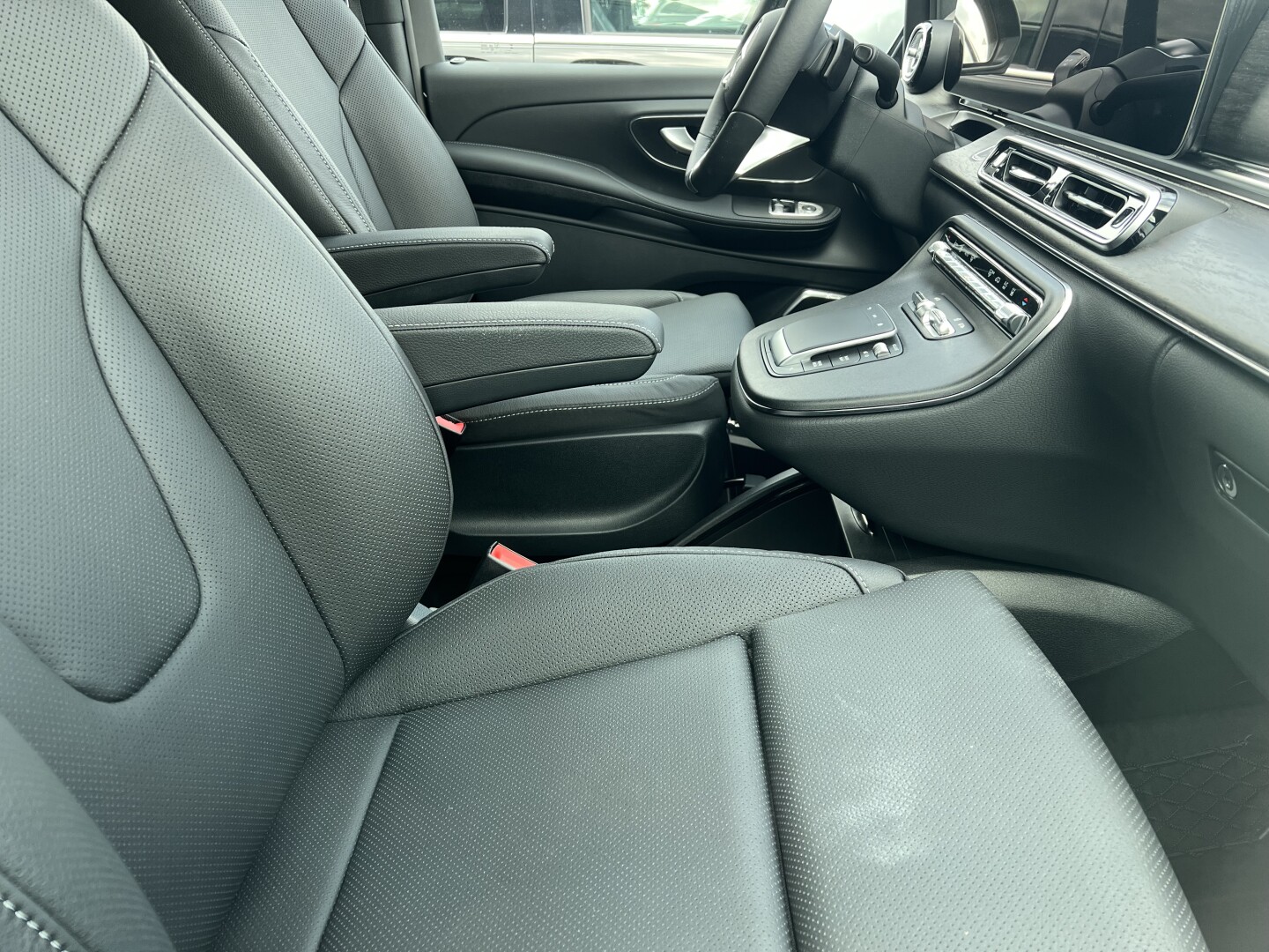 Mercedes-Benz V300d 4-Matic Avantgarde Lang AMG З Німеччини (127796)