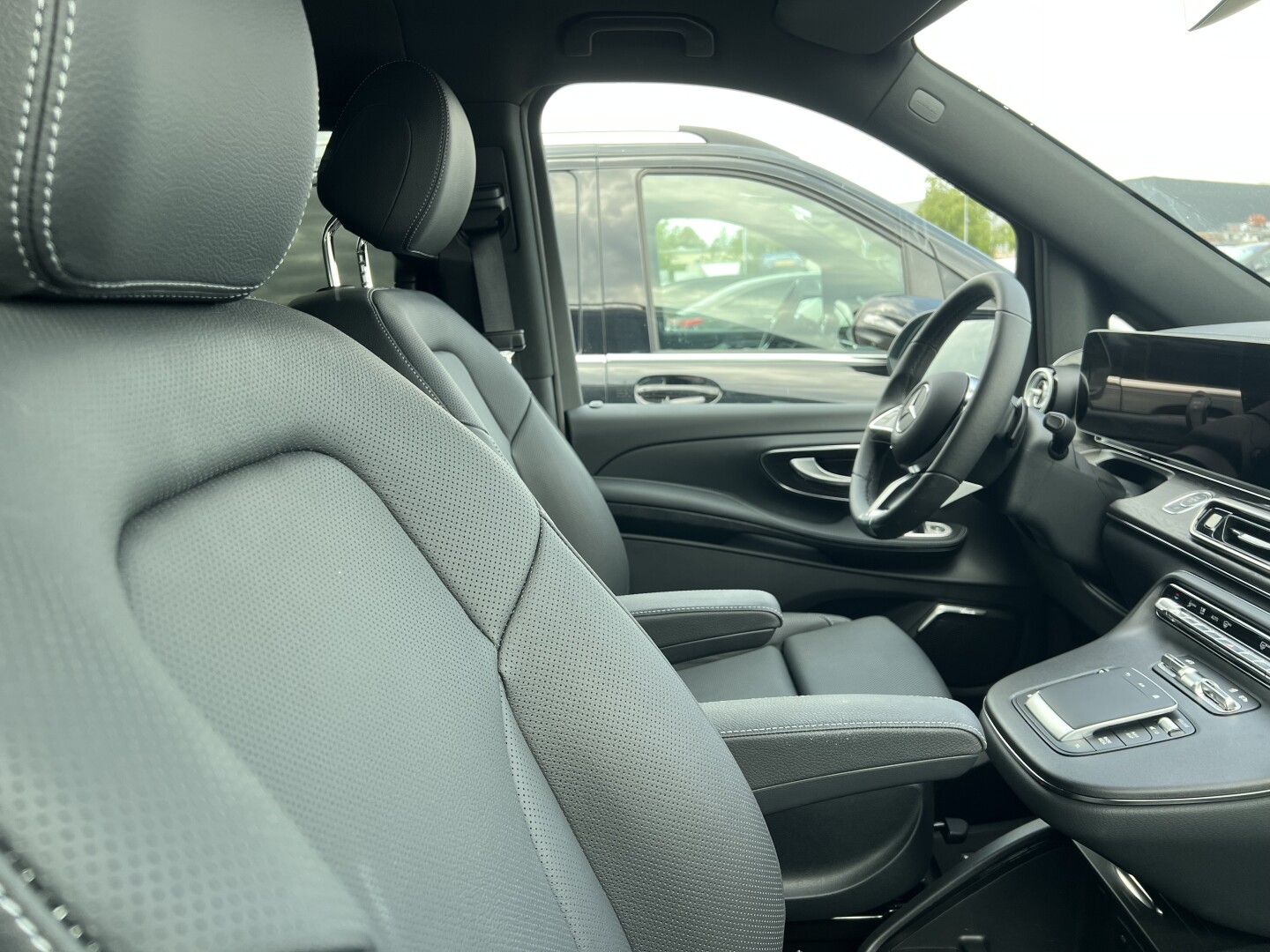 Mercedes-Benz V300d 4-Matic Avantgarde Lang AMG З Німеччини (127795)
