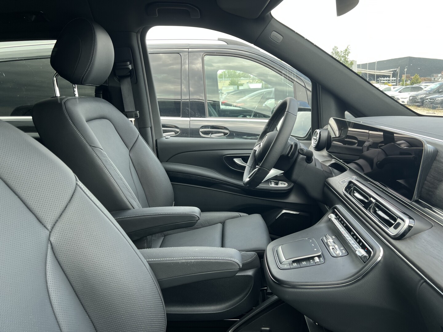 Mercedes-Benz V300d 4-Matic Avantgarde Lang AMG З Німеччини (127793)