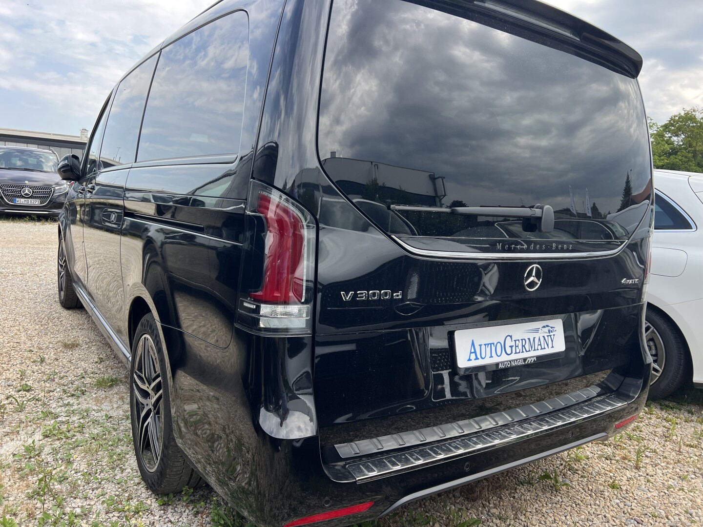 Mercedes-Benz V300d 4-Matic Avantgarde Lang AMG З Німеччини (127811)