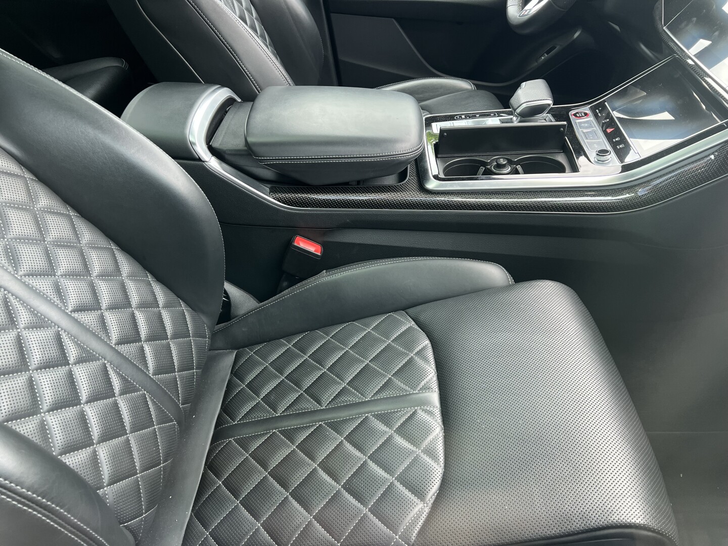 Audi SQ7 4.0TDI 435PS Individual Black-Paket Matrix  З Німеччини (127827)