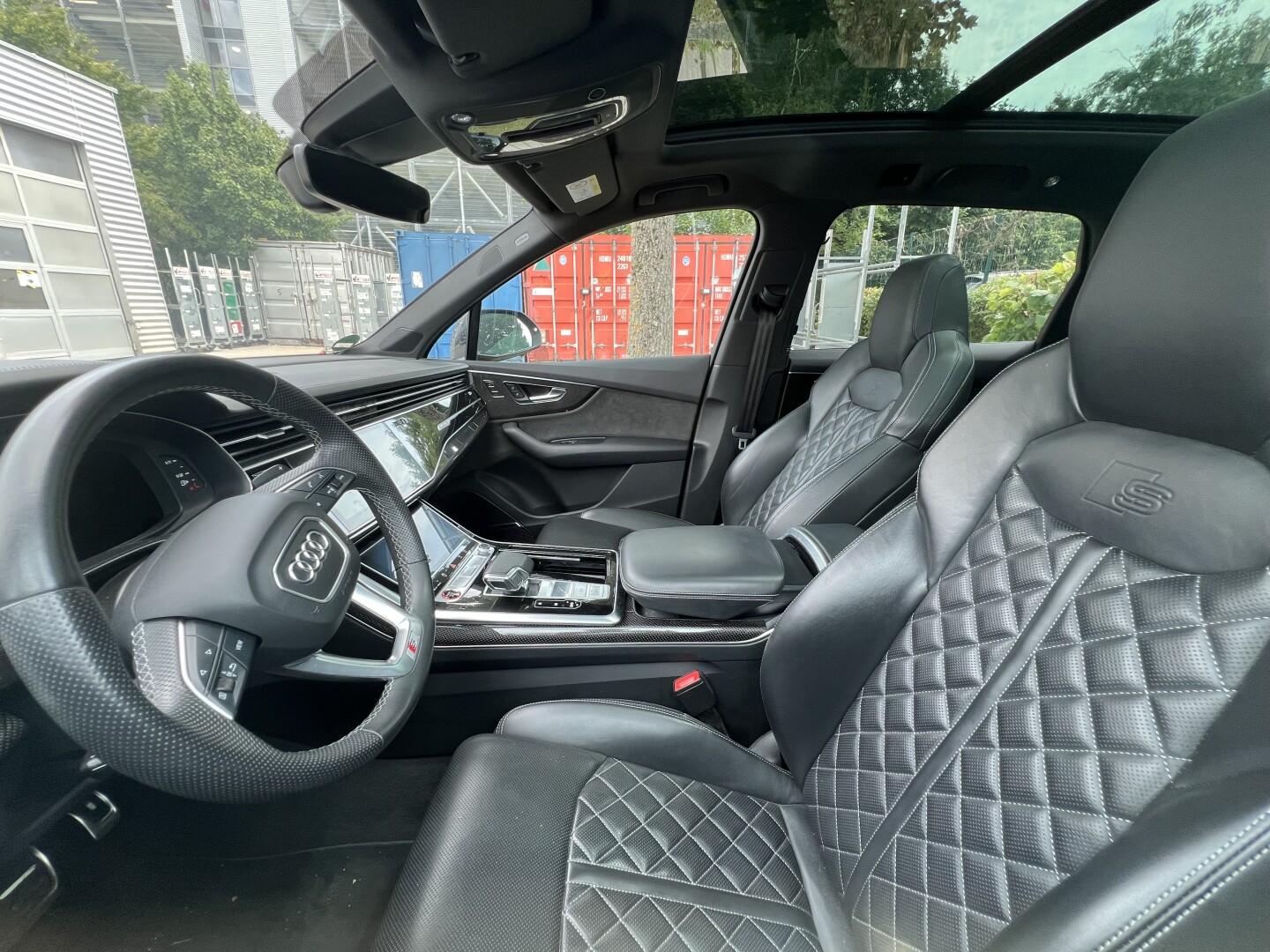 Audi SQ7 4.0TDI 435PS Individual Black-Paket Matrix  З Німеччини (127815)