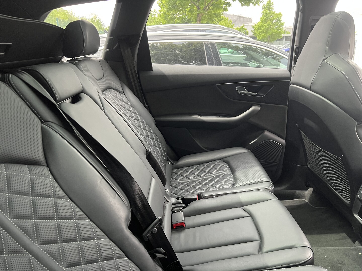 Audi SQ7 4.0TDI 435PS Individual Black-Paket Matrix  З Німеччини (127825)