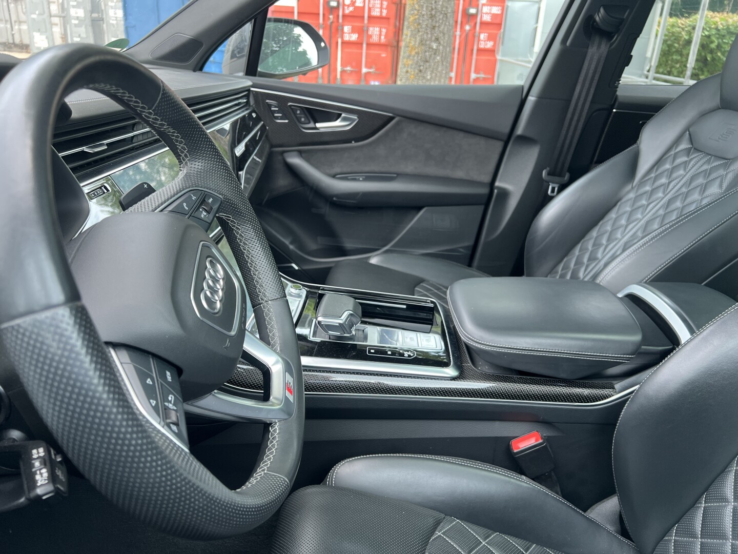 Audi SQ7 4.0TDI 435PS Individual Black-Paket Matrix  З Німеччини (127817)